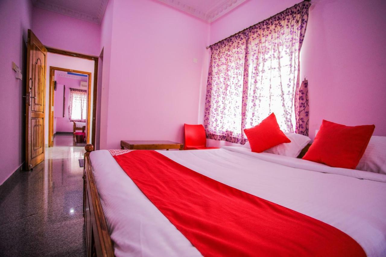 Oyo 24967 The Grand Diamond 3*