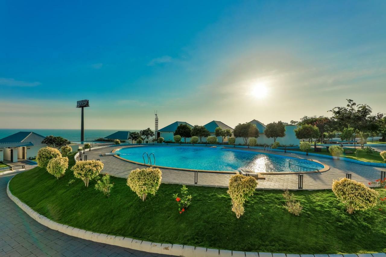 Annai & Hotel