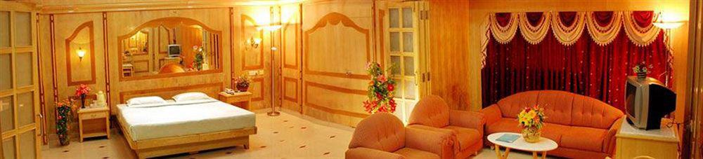 Singaar International Hotel