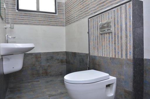 Maadhini Hotel 3*