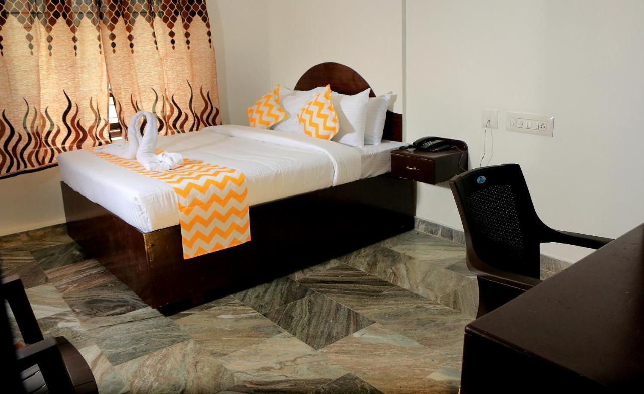 Hotel Jaisas Paradise 3*