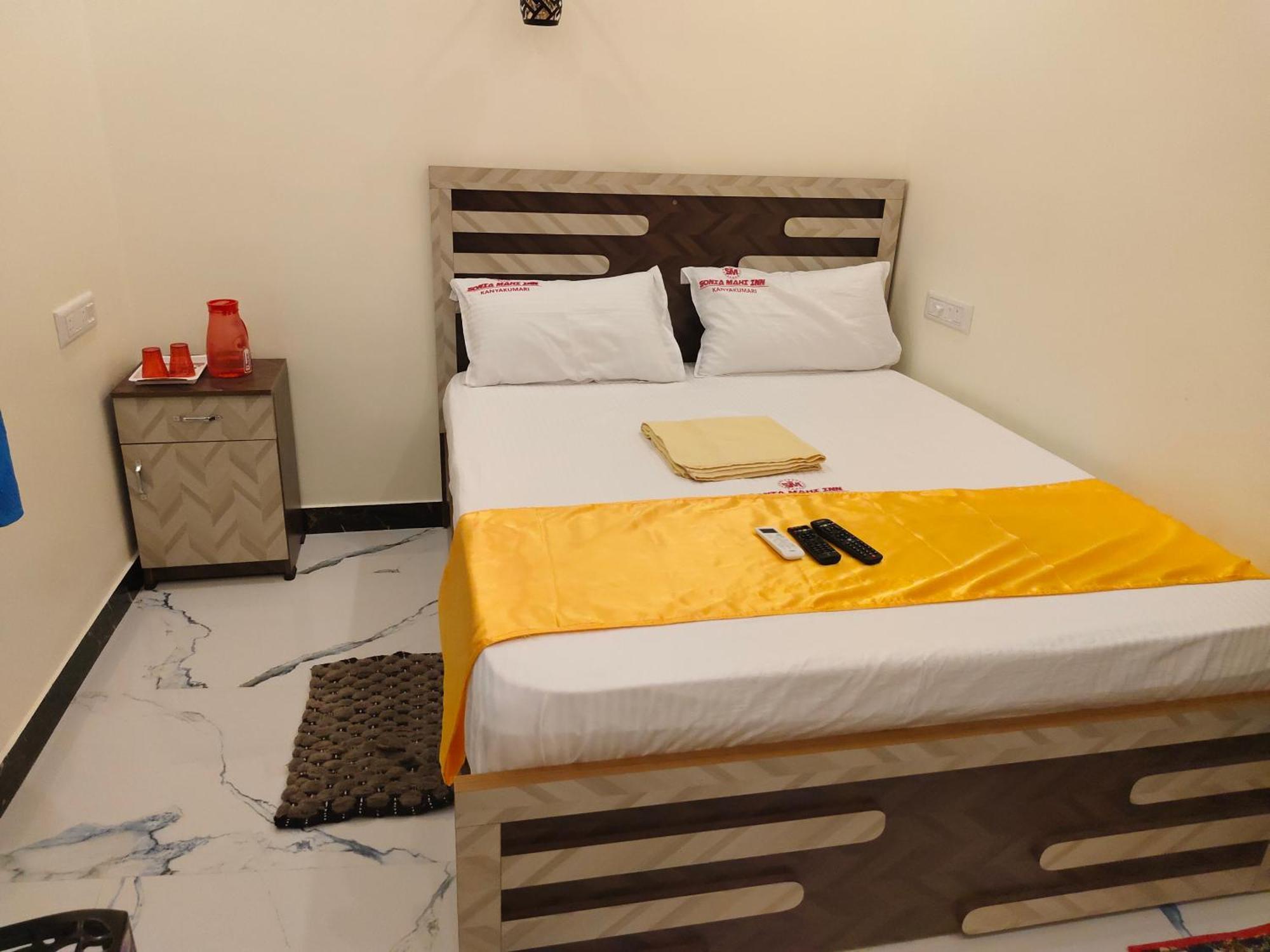 Hotel Sonia Mahi 2*