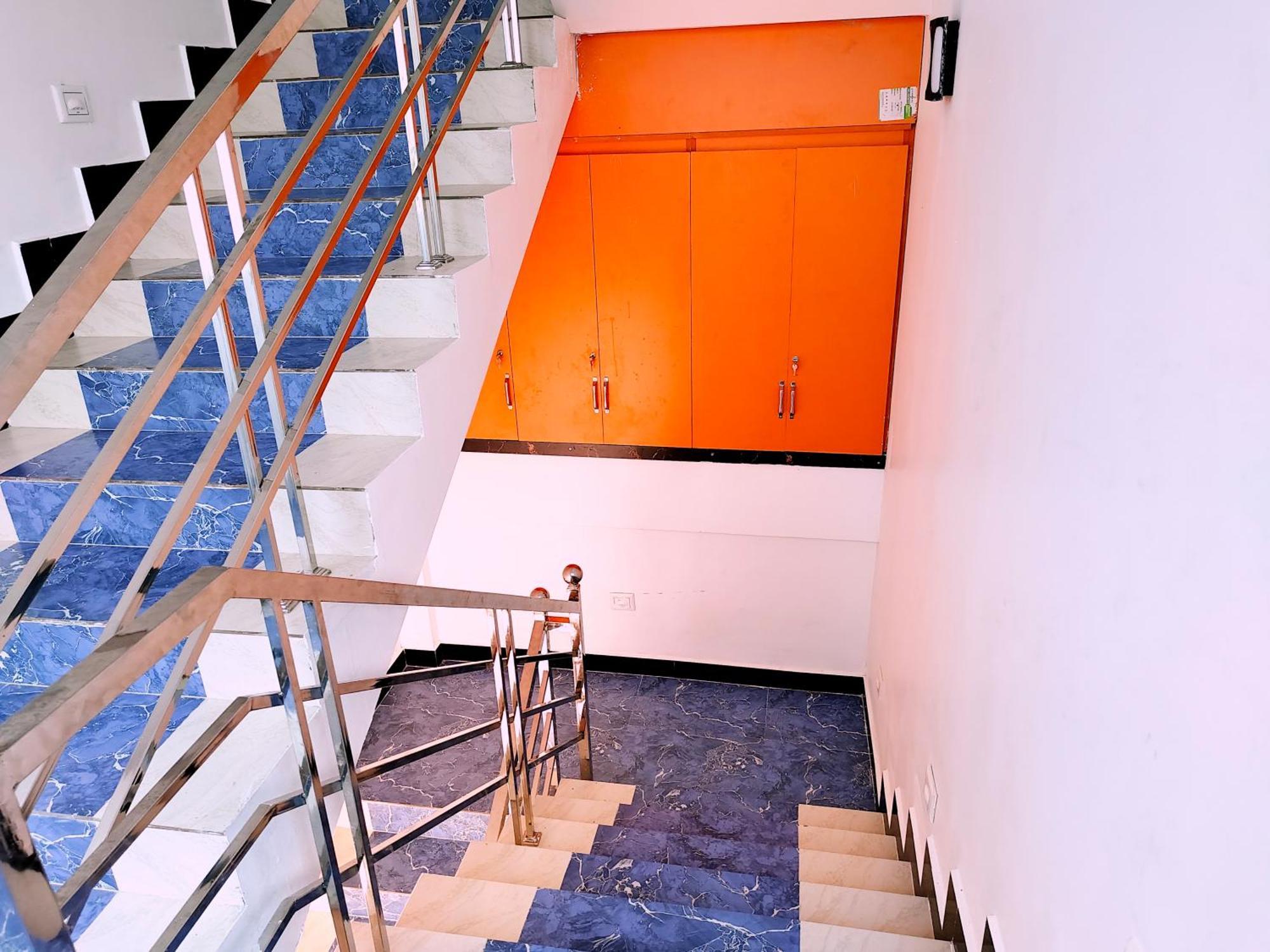 Sonia Mahi Hotel 2*