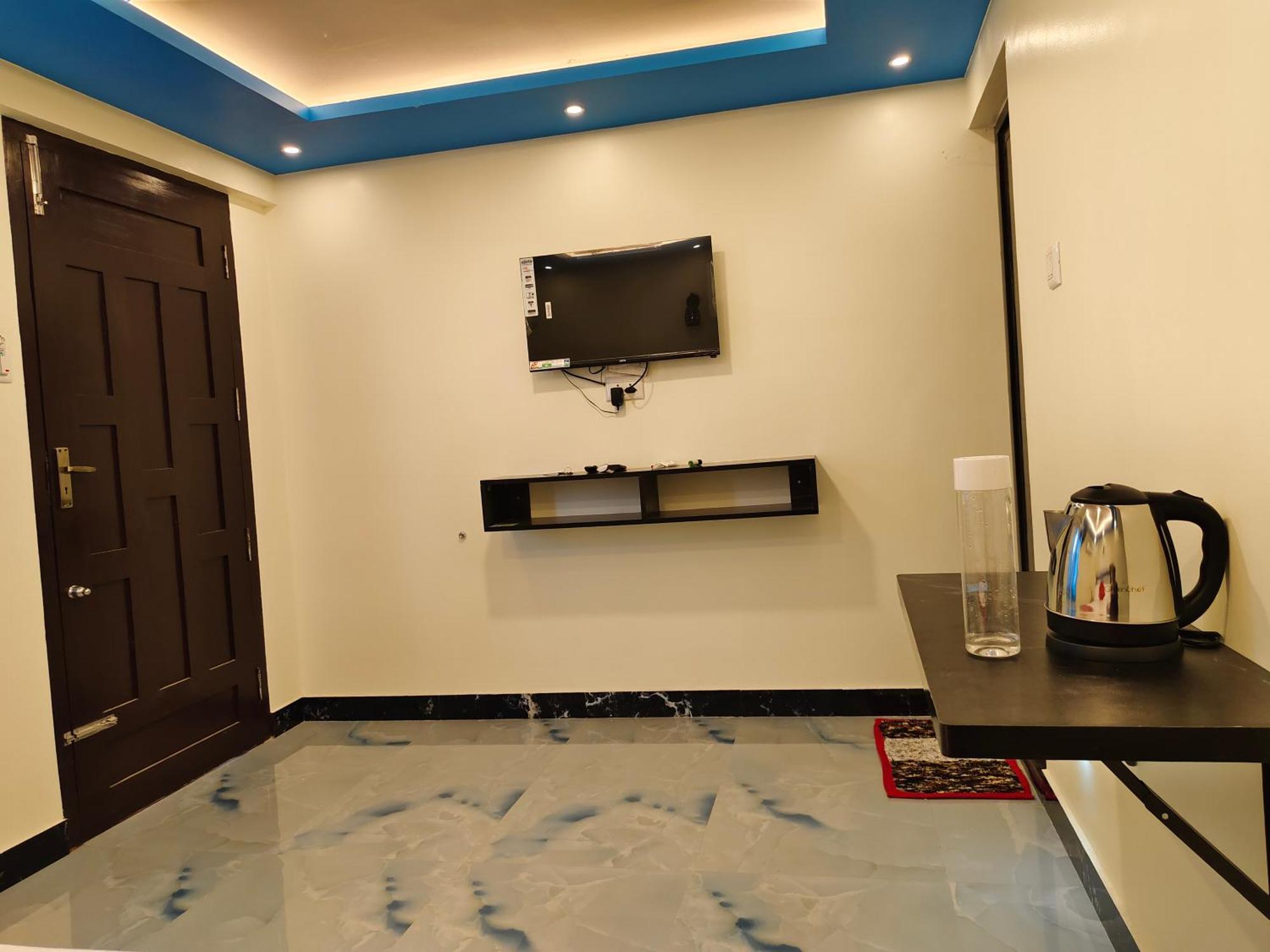 Hotel Sonia Mahi
