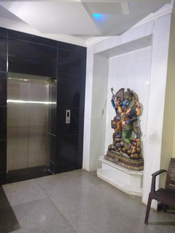 Chithra Hotel