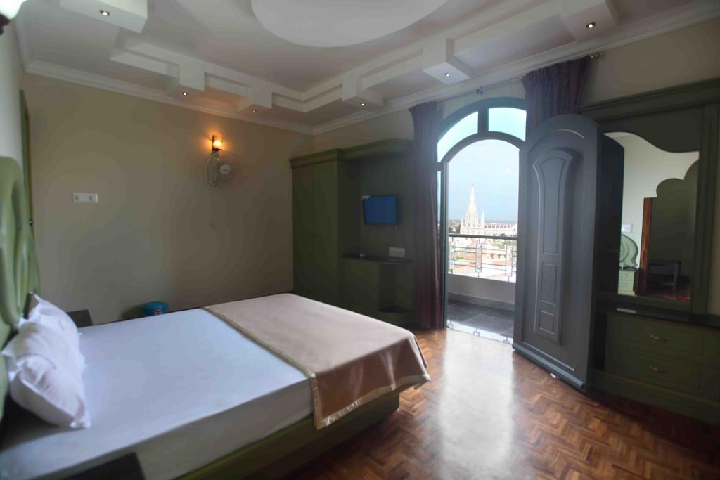 Hotel Chithra *