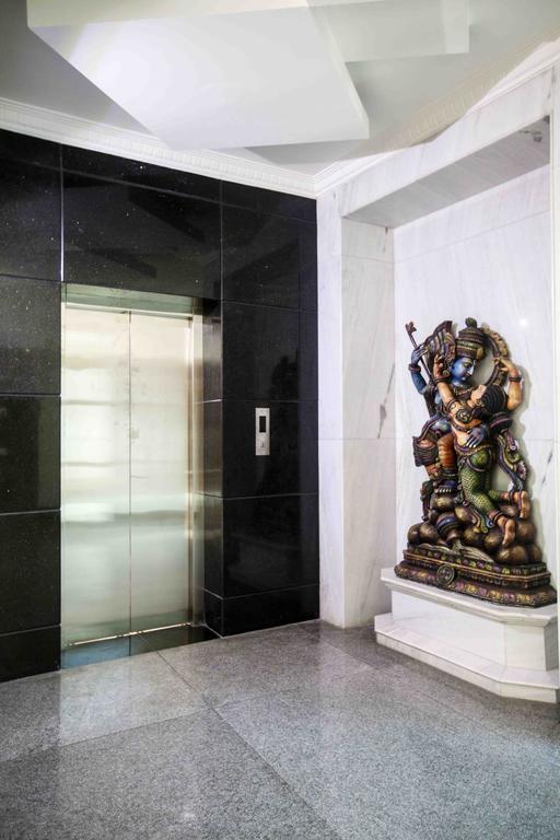 Chithra Hotel *