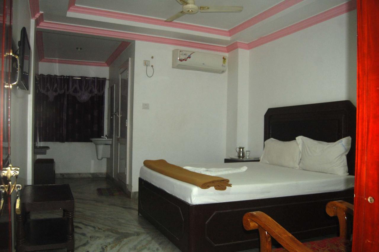 Inn Amutham Residency
