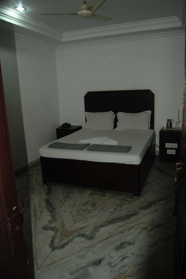 Amutham Residency 3*