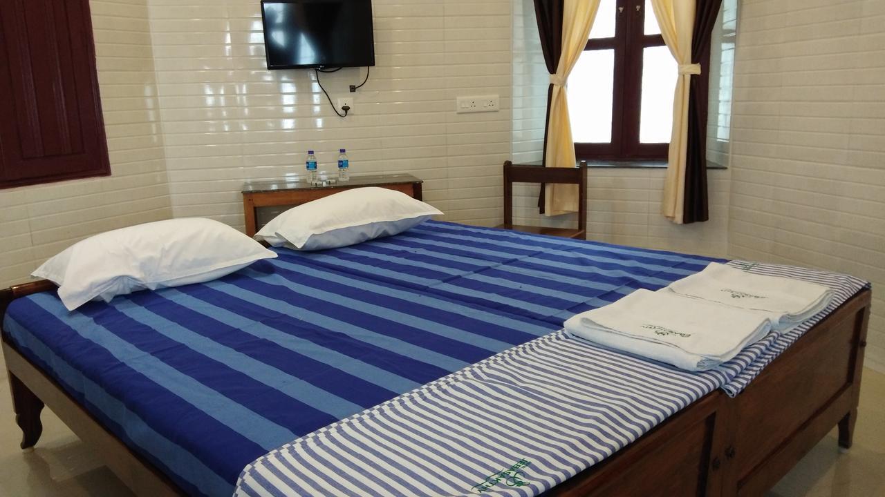 Jebasakthy Hotel
