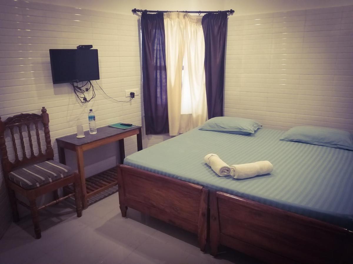 Hotel Jebasakthy Kanyakumari